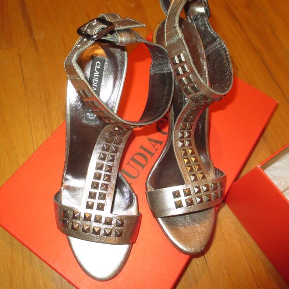 LAST CHANCE  NIB CLAUDIA CIUTI Gold Embellished Ankle Strap heels - Picture 10 of 10
